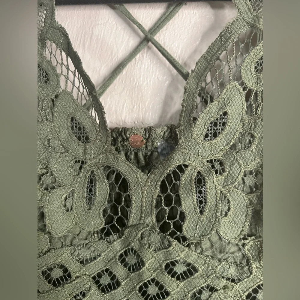 Free People Lace Green Spaghetti Strap Adjustable Tank Size Extra Small - Picture 3 of 7